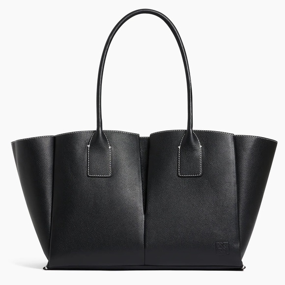 Le Tanneur Handbags - Le Tanneur Brand New Large Elena Bag. Elegant Tote Bag in Grained Leather